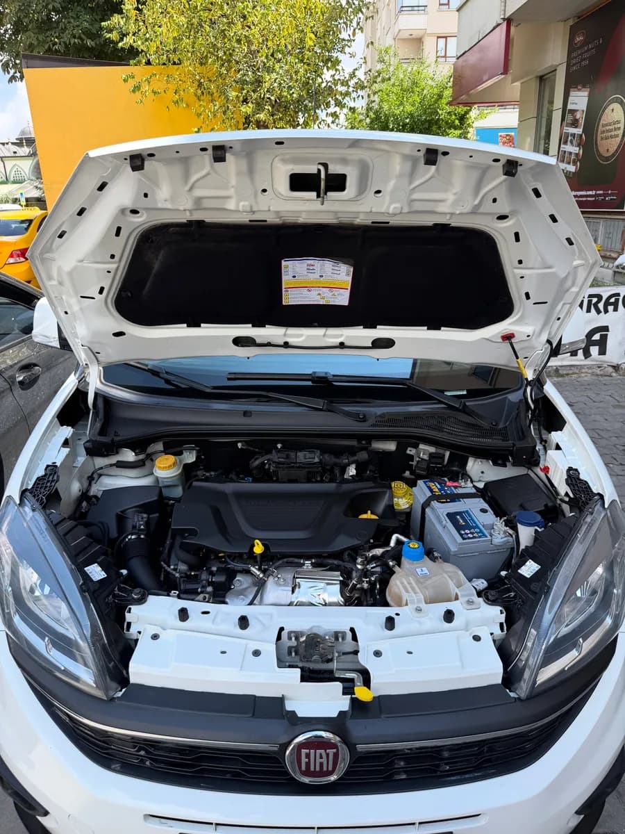 Motor Temizliği hizmetinden bir kare